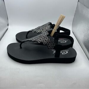 Cali from Skechers rhinestone floral Women's Black Sandals size 7